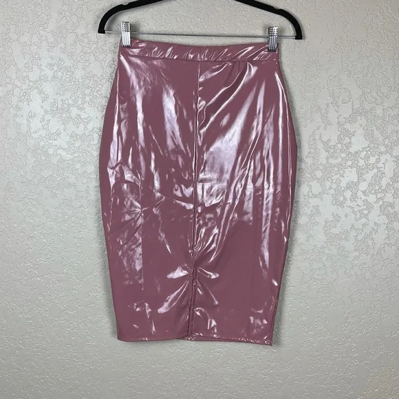 ASOS pink faux patent leather mini skirt - Picture 5 of 6